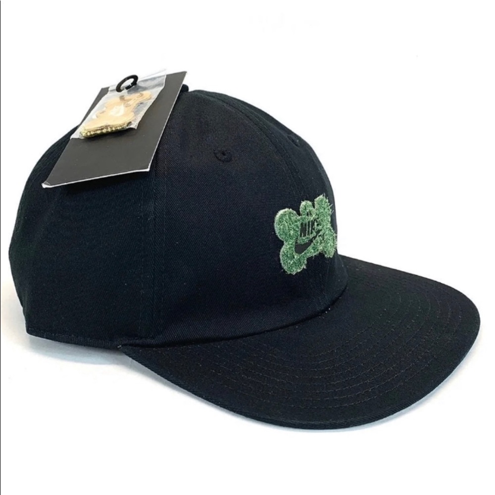 EXCLUSIVE | NIKE SB DUNK | QS DOG WALKER | HAT - Picture 2 of 6
